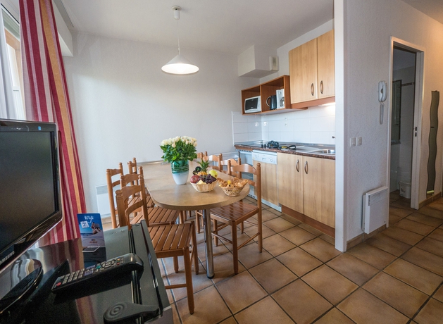 Imagen de los interiores del Hotel R&eacute;sidence Mer & Golf Soko-Eder. Foto 12