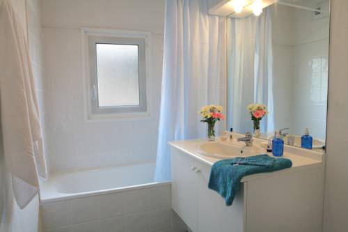 Imagen de la habitación del Hotel R&eacute;sidence N&eacute;m&eacute;a Les Rives De Saint Brice. Foto 8