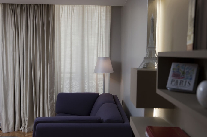 Imagen de los interiores del Hotel Résidence Nell Paris. Foto 12