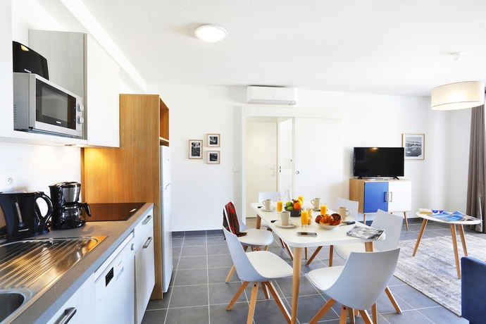 Imagen de la habitación del Hotel Résidence Nemea Cap Azur. Foto 11