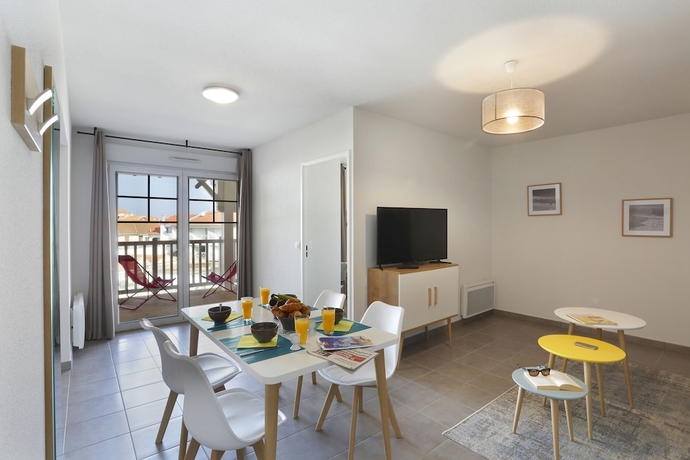 Imagen de la habitación del Hotel Résidence Nemea Cap Azur. Foto 15