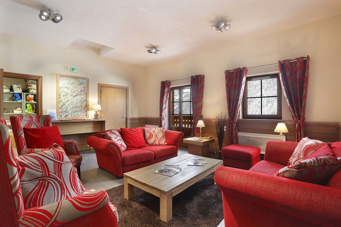 Imagen de los interiores del Hotel R&eacute;sidence Nemea Le Grand Lodge. Foto 16