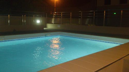 Imagen de la piscina del Hotel R&eacute;sidence Nemea L'estacade. Foto 8