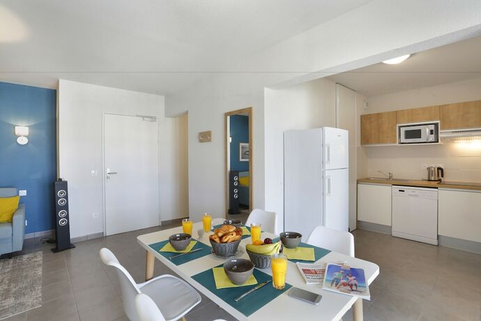 Imagen de la habitación del Hotel R&eacute;sidence Nemea le March&eacute; de la Plage, Mimizan. Foto 16