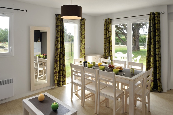 Imagen de la habitación del Hotel R&eacute;sidence Nemea les Grands Rochers. Foto 8