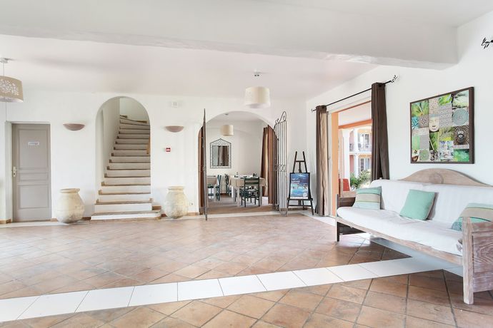 Imagen de los interiores del Hotel Résidence Odalys La Palmeraie. Foto 18