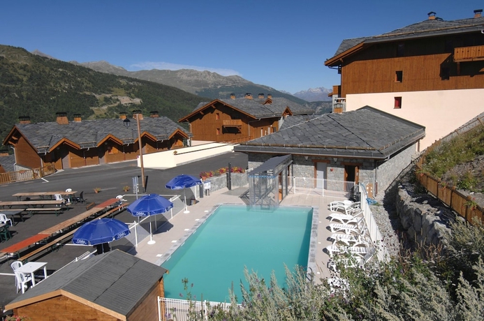 Imagen de los exteriores del Hotel R&eacute;sidence Odalys Le Grand Panorama 1. Foto 15