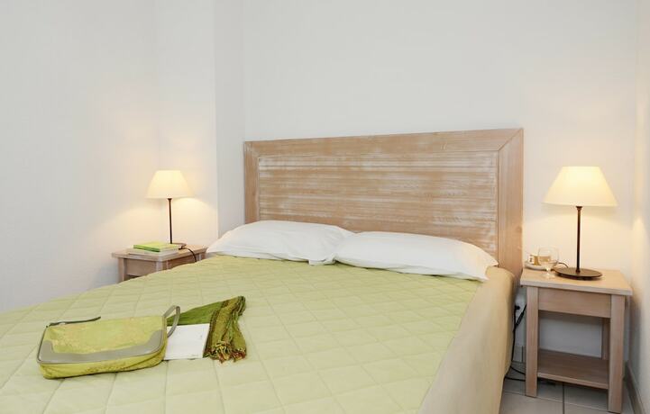 Imagen de la habitación del Hotel R&eacute;sidence Odalys Le Hameau du Lac. Foto 17