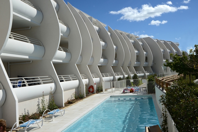 Imagen de la piscina del Hotel Résidence Odalys Les Dunes Du Soleil. Foto 16