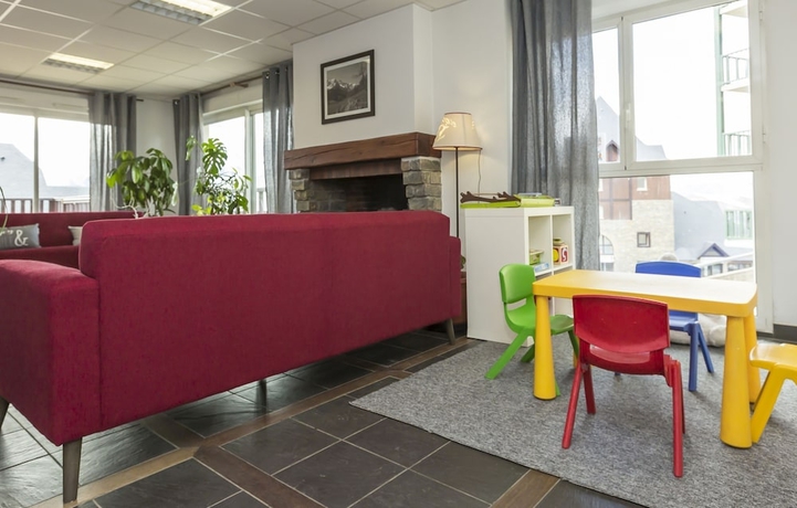 Imagen de los interiores del Hotel R&eacute;sidence Odalys Les Hauts de Peyragudes. Foto 18