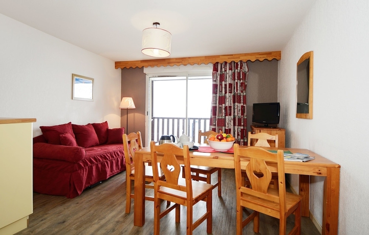 Imagen de la habitación del Hotel R&eacute;sidence Odalys Les Hauts de Peyragudes. Foto 11