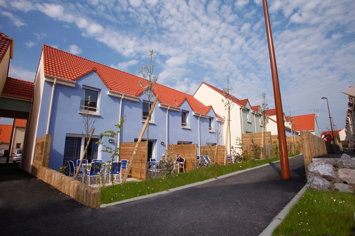 Imagen de los exteriores del Hotel R&eacute;sidence Odalys Les Villas De La Baie. Foto 12