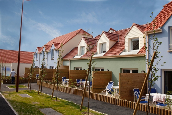 Imagen de los exteriores del Hotel R&eacute;sidence Odalys Les Villas De La Baie. Foto 13