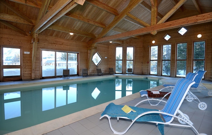 Imagen de la piscina del Hotel R&eacute;sidence Odalys L'or&eacute;e Des Pistes. Foto 18