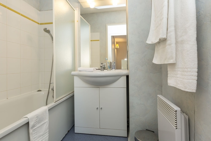 Imagen de la habitación del Hotel R&eacute;sidence Odalys Mille Soleils. Foto 9