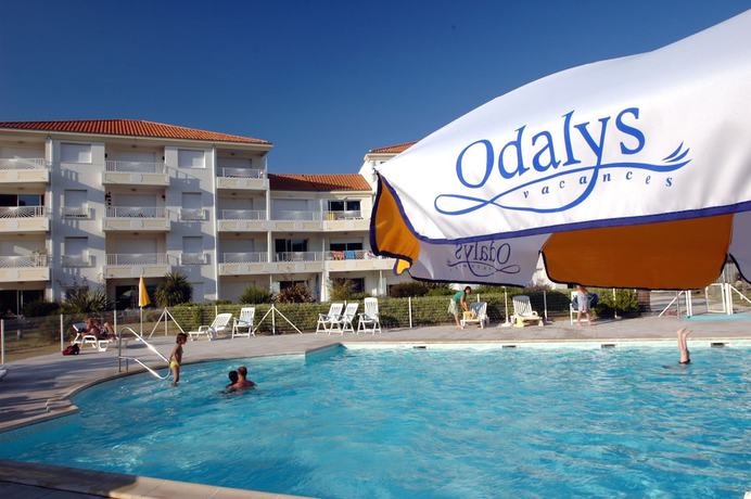 Imagen de la piscina del Hotel Résidence Odalys Thalassa. Foto 15