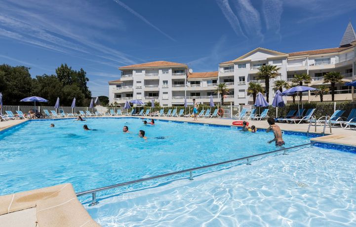 Imagen de la piscina del Hotel Résidence Odalys Thalassa. Foto 18