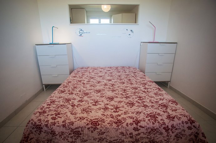 Imagen de la habitación del Hotel R&eacute;sidence Padro. Foto 12