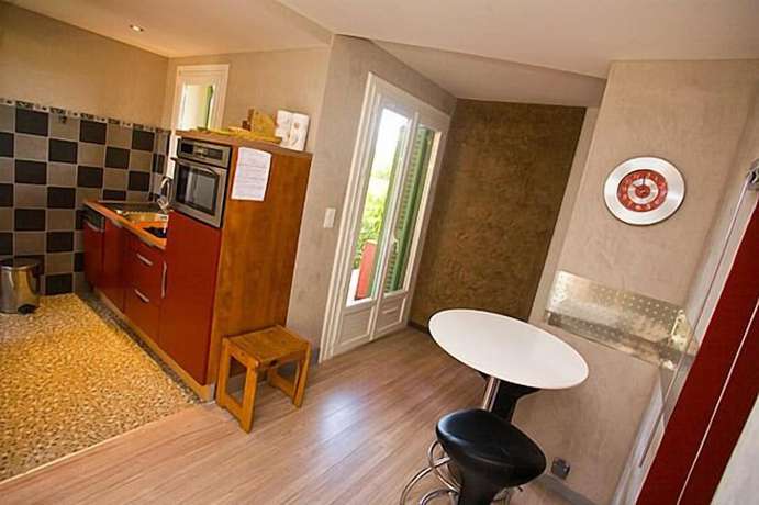 Imagen de la habitación del Hotel R&eacute;sidence Padro. Foto 15