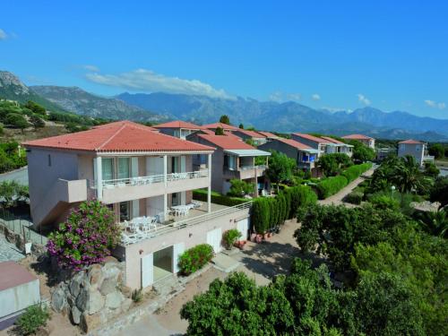 Imagen general del Hotel R&eacute;sidence Pierre & Vacances Arinella. Foto 4