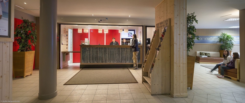 Imagen de los interiores del Hotel Résidence Pierre and Vacances La Daille. Foto 11