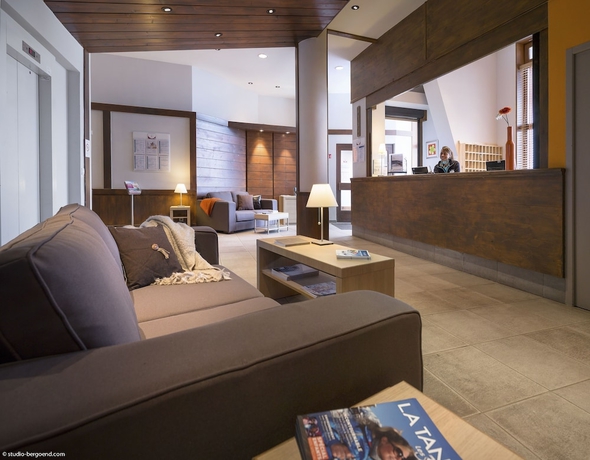 Imagen de los interiores del Hotel R&eacute;sidence Pierre and Vacances Le Britania. Foto 18