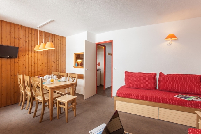 Imagen de la habitación del Hotel Résidence Pierre and Vacances Les Menuires Les Combes. Foto 3