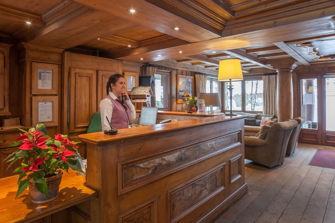 Imagen de los interiores del Hotel Résidence Pierre and Vacances Premium La Ginabelle. Foto 18