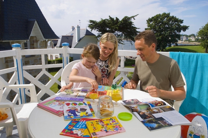 Imagen de la habitación del Hotel Résidence Pierre y Vacances Cap Glénan. Foto 12