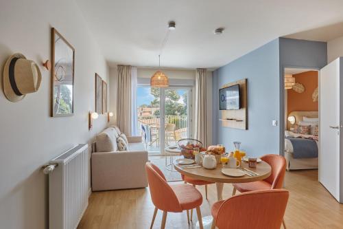 Imagen de la habitación del Hotel R&eacute;sidence Prestige Odalys L\'Or&eacute;e du Parc. Foto 6