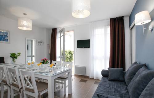 Imagen de la habitación del Hotel Résidence Prestige Odalys Le Château De Kergonano. Foto 7