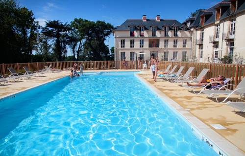 Imagen de la habitación del Hotel Résidence Prestige Odalys Le Château De Kergonano. Foto 10