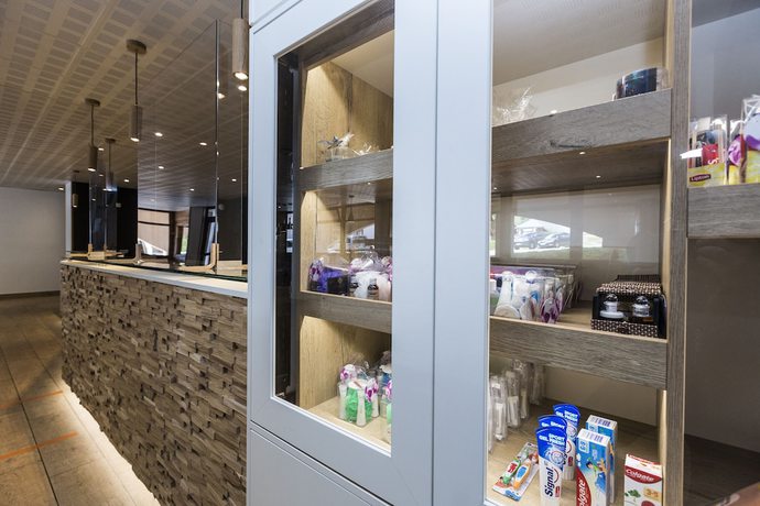 Imagen de los interiores del Hotel R&eacute;sidence Prestige Odalys L'or&eacute;e Des Pistes. Foto 19