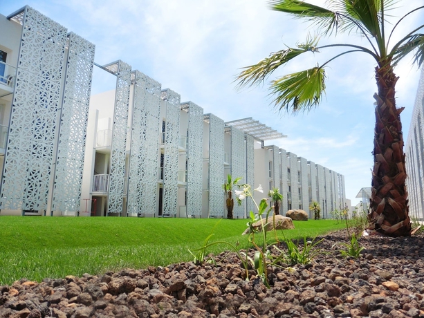 Imagen de los exteriores del Hotel R&eacute;sidence Prestige Odalys Nak&acirc;ra. Foto 13