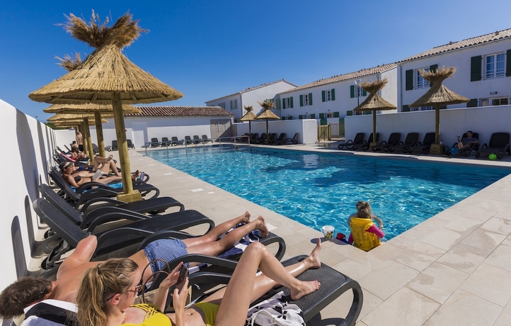 Imagen de la piscina del Hotel Résidence Prestige Odalys Rêve D'lle. Foto 15