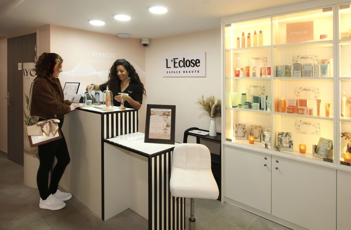 Imagen de los interiores del Hotel R&eacute;sidence Prestige Odalys l\'Eclose. Foto 16