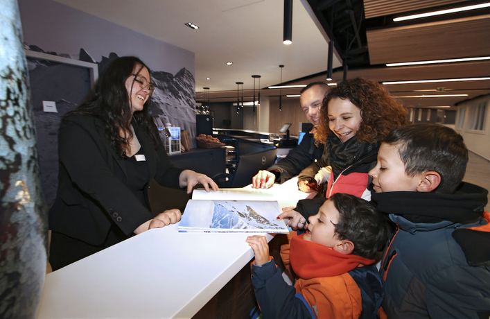 Imagen de los interiores del Hotel R&eacute;sidence Prestige Odalys l\'Eclose. Foto 17