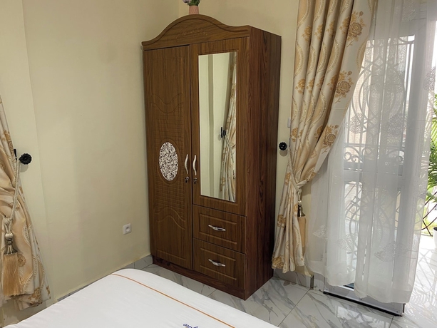 Imagen de la habitación del Hotel R&eacute;sidence Regine. Foto 11