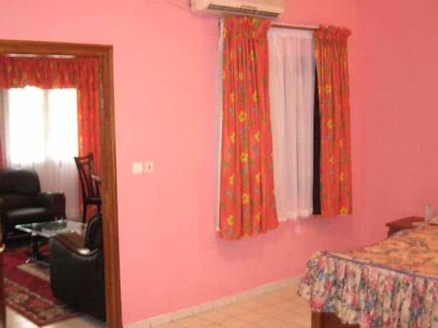 Imagen de la habitación del Hotel R&eacute;sidence Saint-Jacques Bord de Mer. Foto 12
