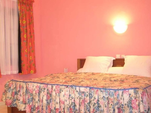 Imagen de la habitación del Hotel R&eacute;sidence Saint-Jacques Bord de Mer. Foto 20