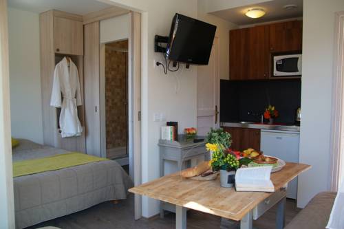 Imagen de la habitación del Hotel Résidence Sunêlia Les Logis D'orres. Foto 15