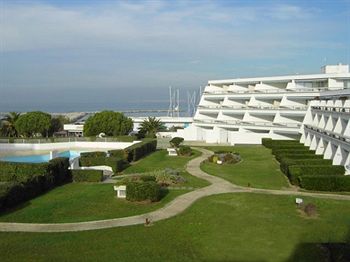 Imagen de los exteriores del Hotel R&eacute;sidence Ulysse. Foto 10