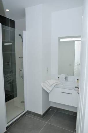 Imagen de la habitación del Hotel Résidence Vacances Bleues Les Coteaux Jonzac. Foto 1