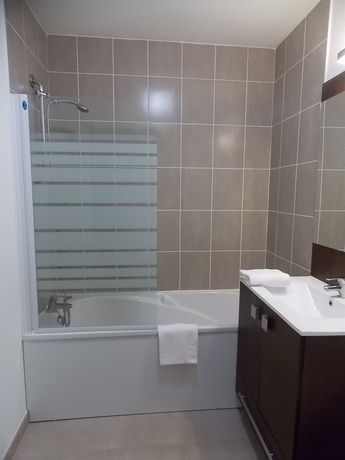 Imagen de la habitación del Hotel Résidence Vacances Bleues Les Jardins D'arvor. Foto 10