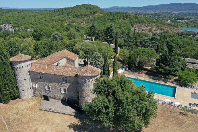 Imagen general del Hotel R&eacute;sidence Vacances Bleues Lou Castel. Foto 6