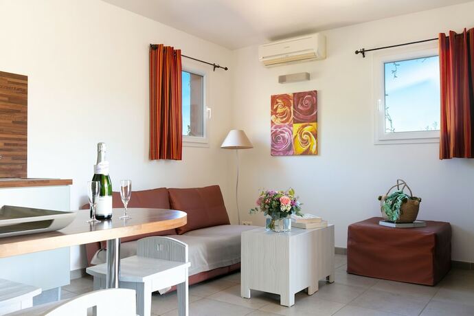 Imagen de la habitación del Hotel R&eacute;sidence Vasca D\'Oro. Foto 18