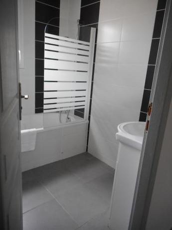 Imagen de la habitación del Hotel R&eacute;sidence du Parc - Gorges de l\'H&eacute;rault - C&eacute;vennes - Parc Sports & Loisirs Brissac Ganges. Foto 9