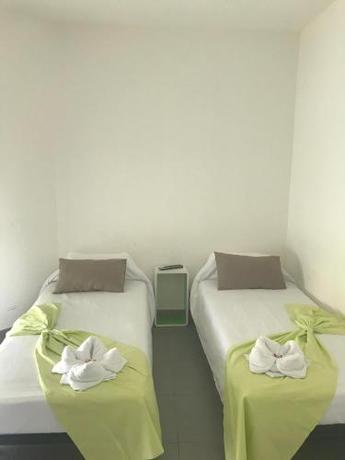 Imagen general del Hotel R&eacute;sidence du Parc - Gorges de l\'H&eacute;rault - C&eacute;vennes - Parc Sports & Loisirs Brissac Ganges. Foto 5