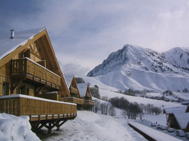 Imagen general del Hotel R&eacute;sidence et Chalets de la Fontaine du roi. Foto 2