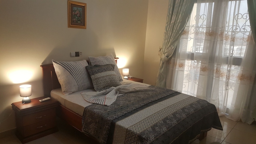Imagen de la habitación del Hotel R&eacute;sidences h&ocirc;teli&egrave;res Micheline et Emile, Bastos. Foto 12